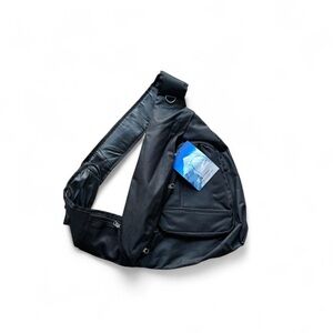 💜Everest Black Sling Backpack